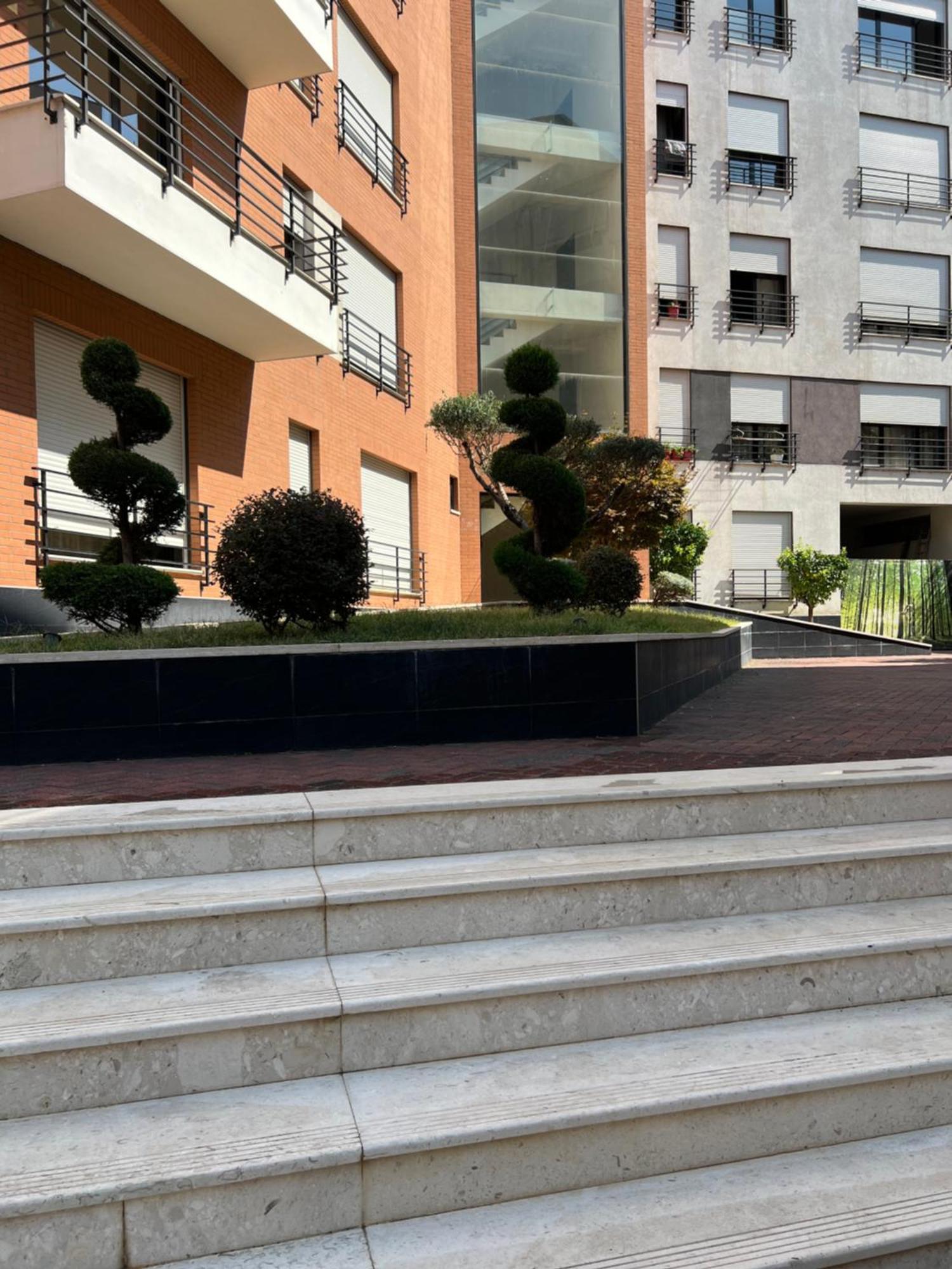 Nemis Apartments In The Centre Of Tirana Four Free Parking 外观 照片